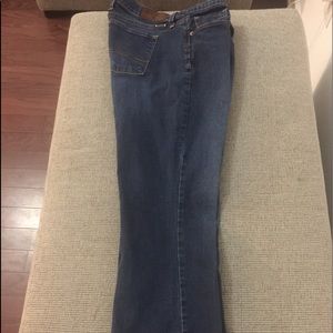 Women’s Lucky Brand Jeans Size 14/32 Sofia Bootcut